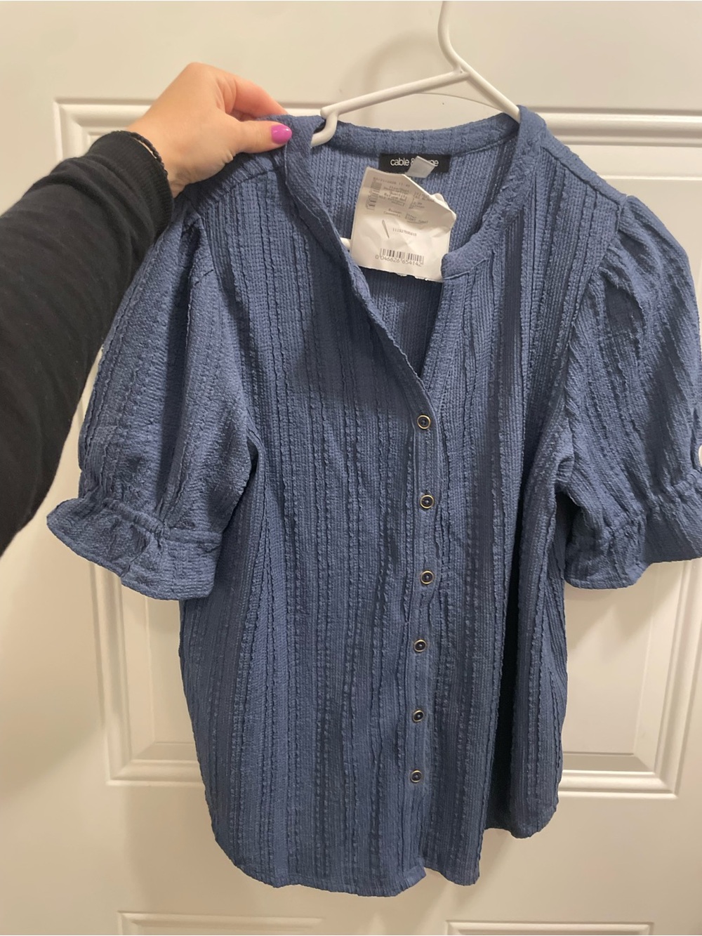 NWT Cable & Gauge Womens Blue Textured Button-Front Top Size Small